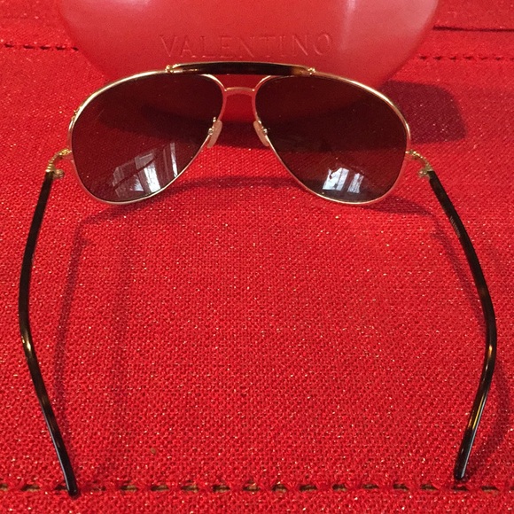 Valentino Made in Italy Crystal Encrusted Gold Frames Oversized Aviators - Picture 7 of 8